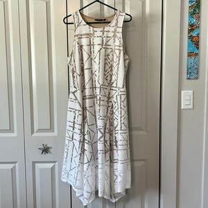 Apt 9 taupe and white dress. Size XL.